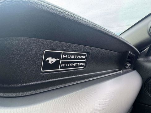 Used 2020 Ford Mustang GT Premium image 39