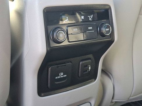 Used 2019 GMC Acadia SLT w/ LPO, Floor Liner Package image 13