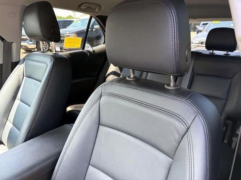 Used 2023 Chevrolet Equinox LT w/ Driver Convenience Package AWD/4WD image 16
