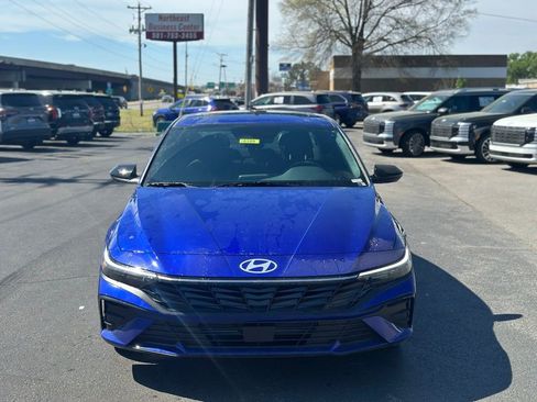 New 2026 Hyundai Elantra SEL Sport Premium FWD image 2
