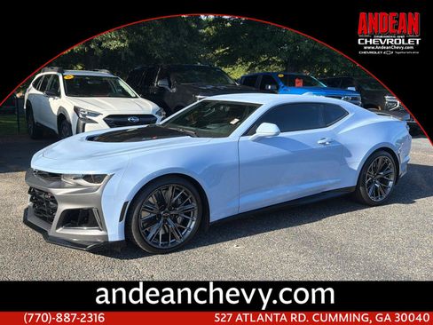 Used 2023 Chevrolet Camaro ZL1 RWD image 1