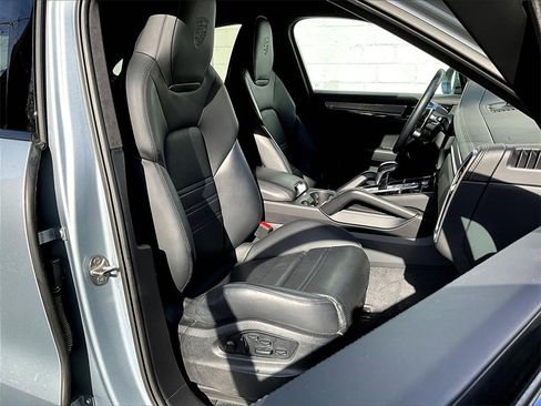 Certified 2022 Porsche Cayenne GTS image 12