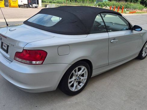 Used 2008 BMW 128i Convertible RWD image 7