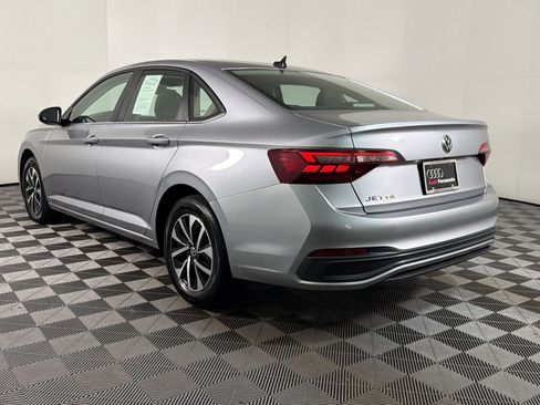 Used 2024 Volkswagen Jetta S FWD image 2