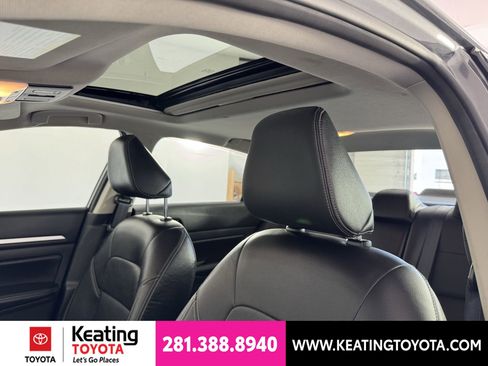 Used 2025 Nissan Altima 2.5 SL FWD image 19