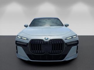 Used 2024 BMW 760i xDrive w/ Executive Package AWD/4WD video 2
