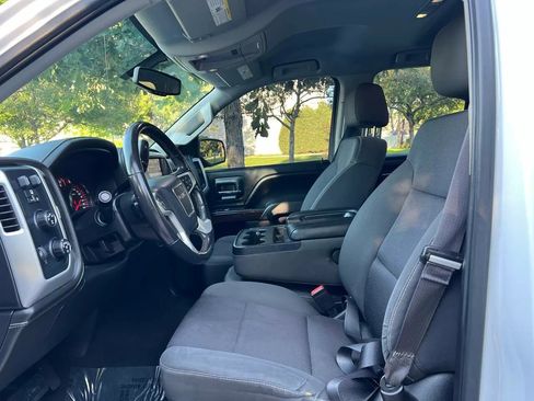 Used 2015 GMC Sierra 1500 SLE w/ SLE Value Package image 9