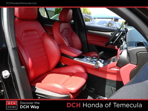 Used 2020 Alfa Romeo Stelvio Ti Sport w/ Quick Order Package 22S Sport AWD/4WD image 21