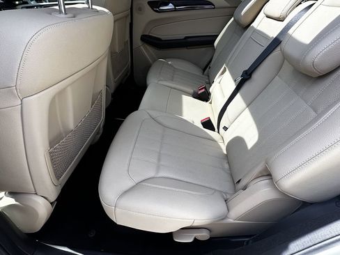 Used 2017 Mercedes-Benz GLS 450 4MATIC image 24
