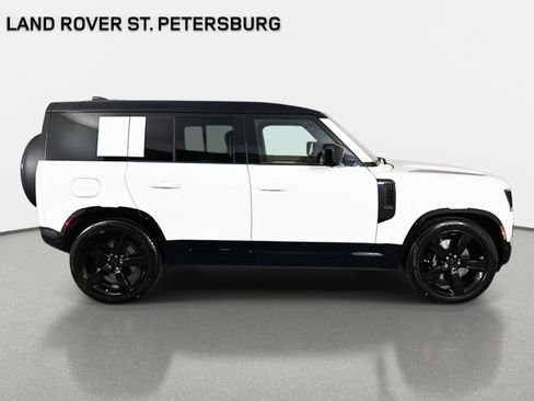Used 2026 Land Rover Defender 110 V8 AWD/4WD image 8