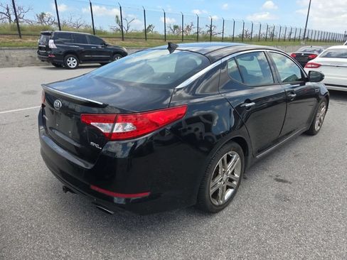 Used 2013 Kia Optima SX w/ Chrome Limited Pkg FWD image 5