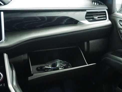 Used 2021 GMC Yukon Denali image 27