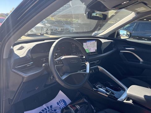 Certified 2025 Audi Q5 Premium w/ Convenience Package image 12