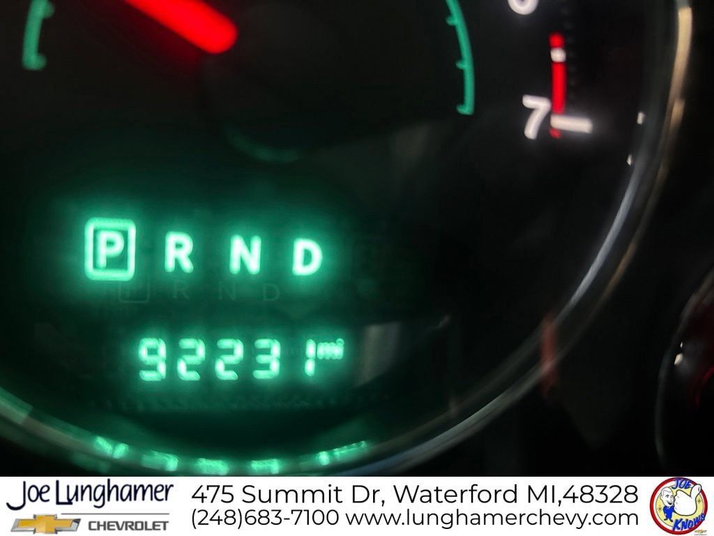 Used 2015 Jeep Wrangler Unlimited Sahara w/ Dual Top Group AWD/4WD image 16