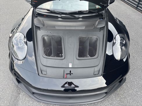 Certified 2025 Porsche 911 GT3 RS RWD image 30