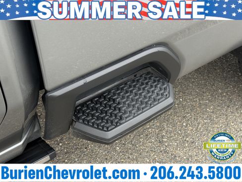 Used 2024 Chevrolet Silverado 3500 High Country w/ High Country Premium Package AWD/4WD image 39