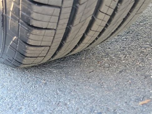 Used 2022 Audi Q3 2.0T Premium w/ Convenience Package image 32