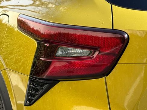 Certified 2025 Chevrolet Trax RS w/ Driver Confidence Package image 44