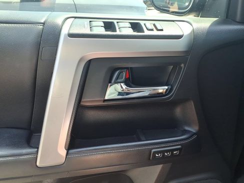 Used 2023 Toyota 4Runner Limited AWD/4WD image 12