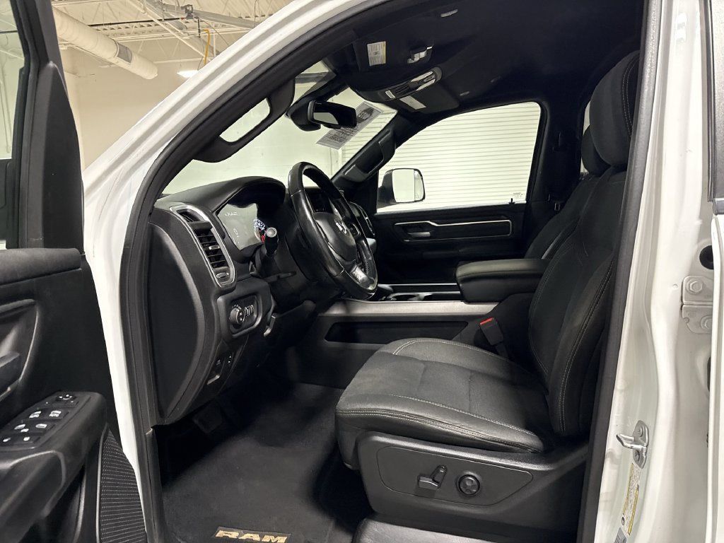 Used 2019 RAM 1500 Big Horn AWD/4WD image 19