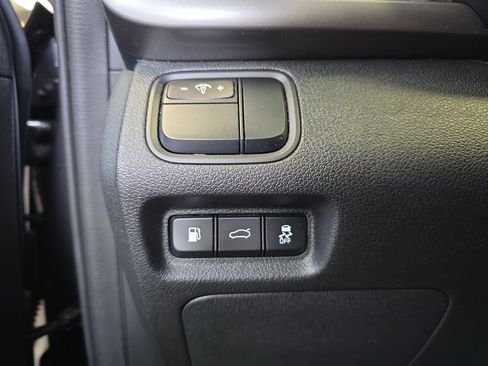 Used 2017 Kia Optima LX FWD image 25