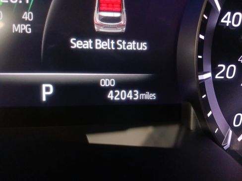 Used 2022 Toyota Highlander XLE image 19