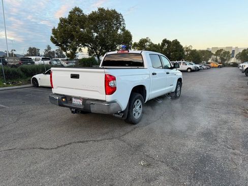 Used 2016 Toyota Tundra SR5 image 3