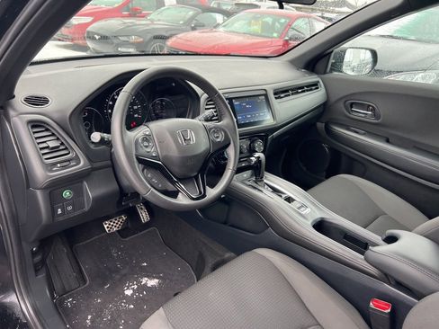 Certified 2022 Honda HR-V Sport image 9