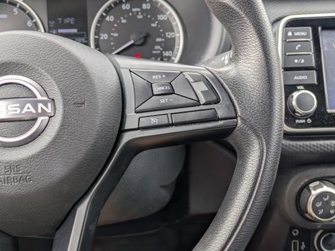 Used 2023 Nissan Kicks S image 19