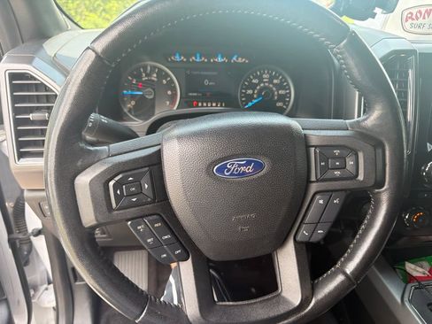 Used 2017 Ford F150 XLT w/ Equipment Group 302A Luxury AWD/4WD image 11