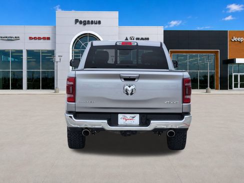 Used 2024 RAM 1500 Limited AWD/4WD image 8