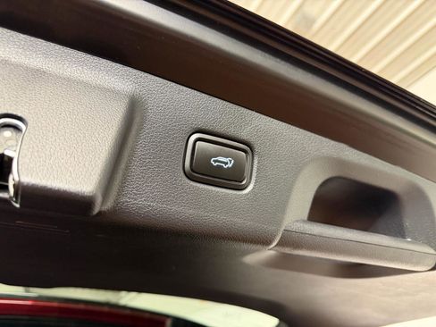 Used 2022 Hyundai Palisade Calligraphy image 42