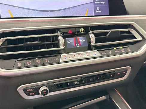 Used 2021 BMW X5 M50i w/ Executive Package AWD/4WD image 16