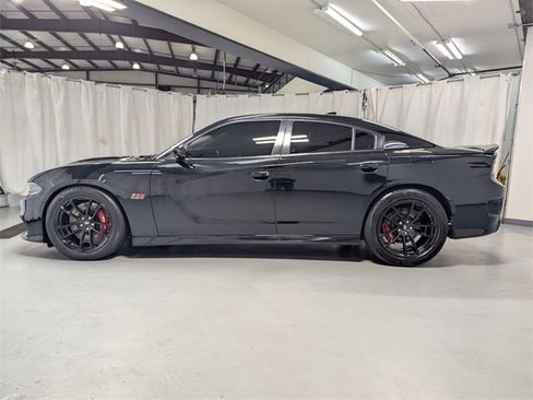Used 2021 Dodge Charger Scat Pack w/ Dynamics Package image 25