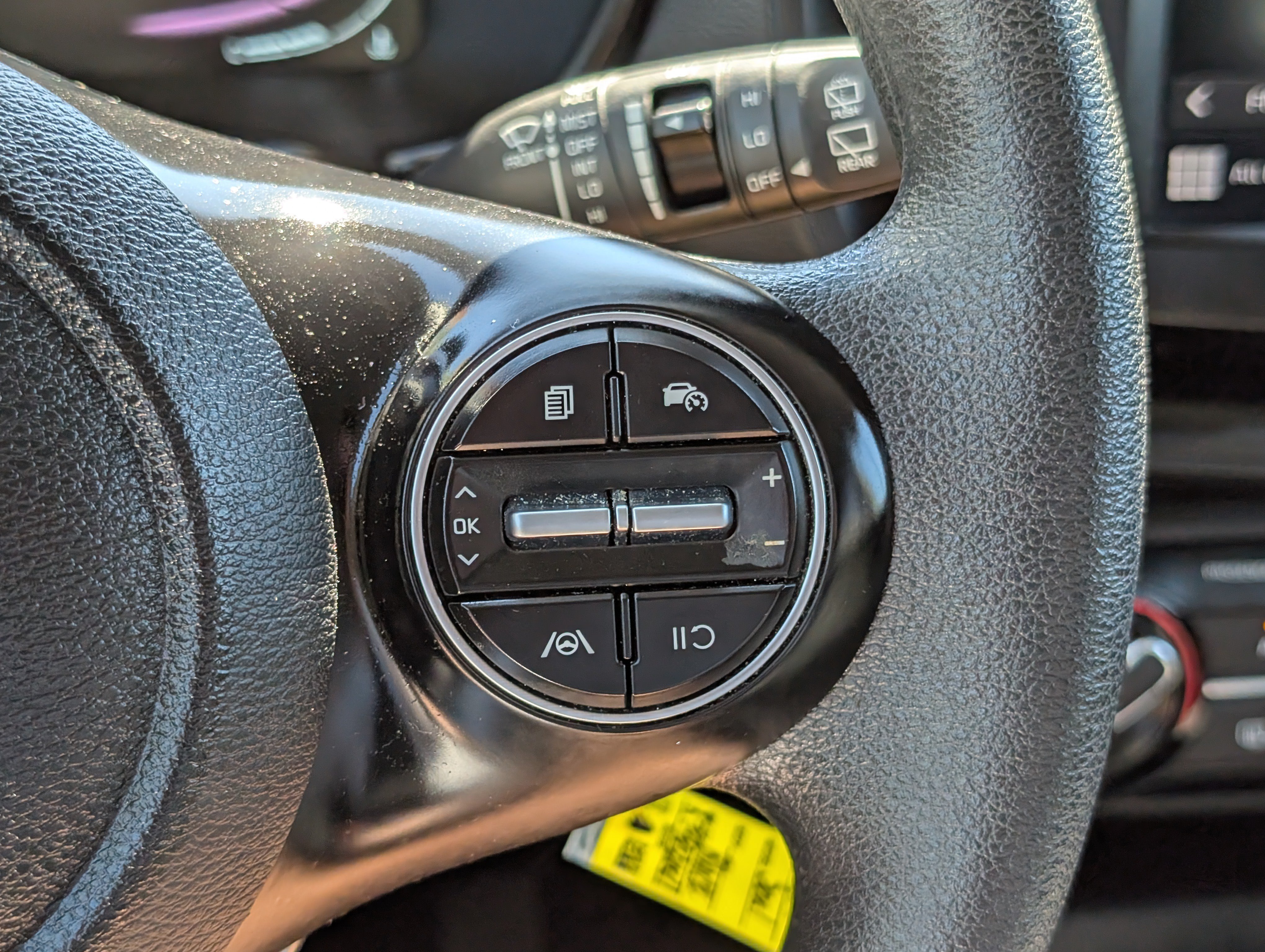 Used 2024 Kia Soul LX w/ Option Group 015 FWD image 18