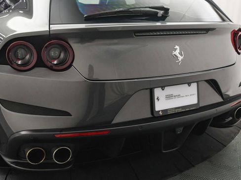 Used 2018 Ferrari GTC4Lusso V12 image 23