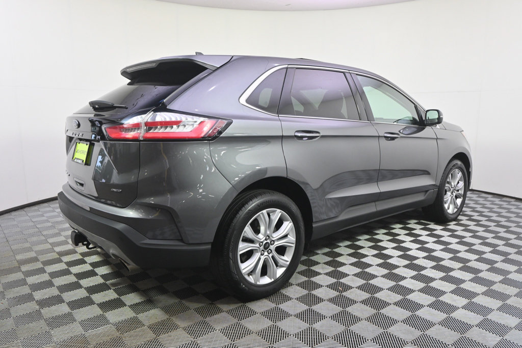 Used 2023 Ford Edge Titanium w/ Class II Trailer Tow Package AWD/4WD image 7