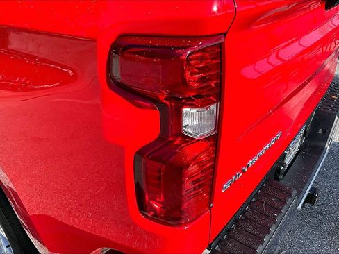 Used 2026 Chevrolet Silverado 1500 LT image 29