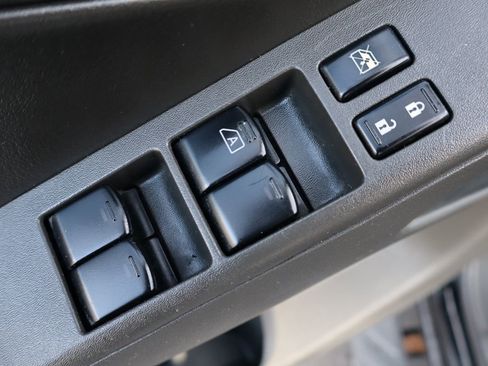 Used 2012 Nissan Frontier PRO-4X w/ Pro-4x Luxury Pkg image 28