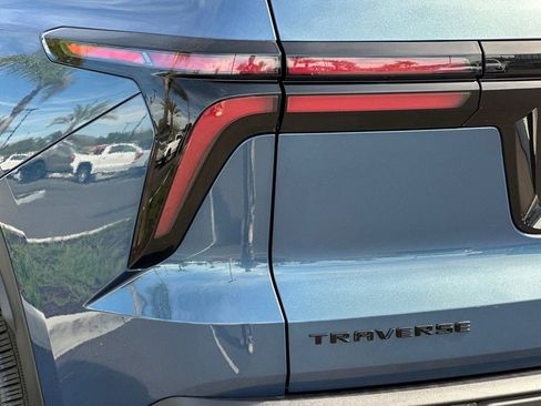 New 2026 Chevrolet Traverse LT w/ Midnight/Sport Edition image 28