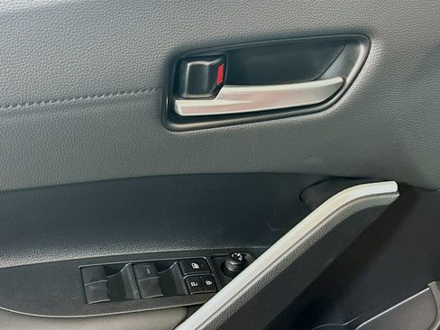 New 2026 Toyota Corolla Cross XLE w/ Convenience Package FWD image 17