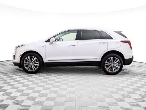 Certified 2024 Cadillac XT5 Premium Luxury image 2