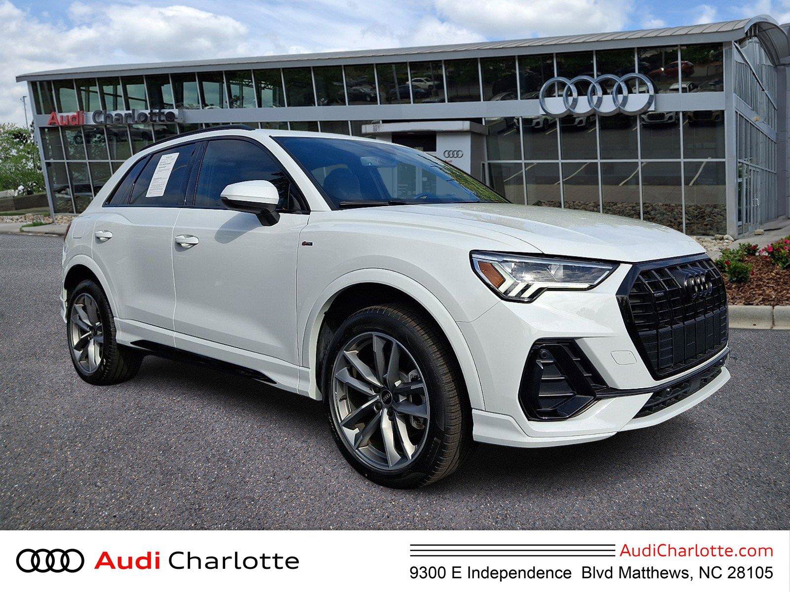 Used 2023 Audi Q3 2.0T Premium w/ Black Optic Sport Package AWD/4WD image 1