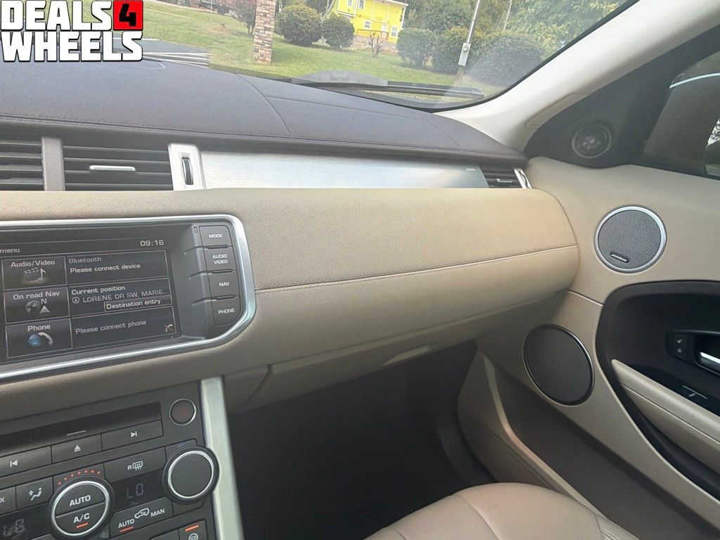 Used 2015 Land Rover Range Rover Evoque Pure Plus AWD/4WD image 35