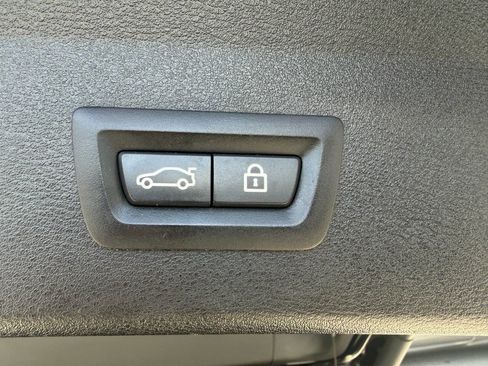 Used 2017 BMW X1 xDrive28i image 8