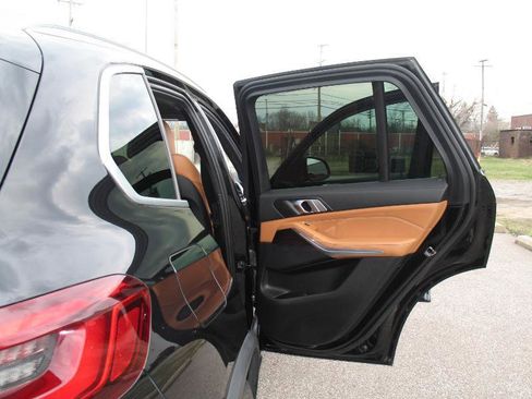 Used 2019 BMW X5 xDrive40i w/ Convenience Package image 12