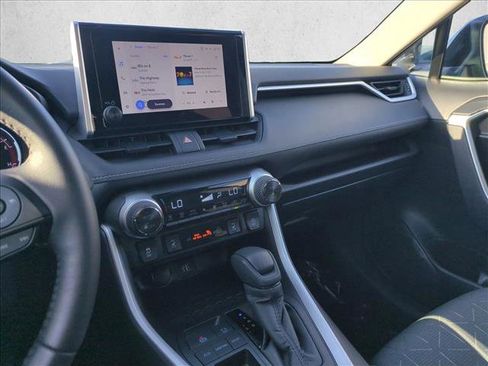 Used 2025 Toyota RAV4 XLE w/ Convenience Package FWD image 14