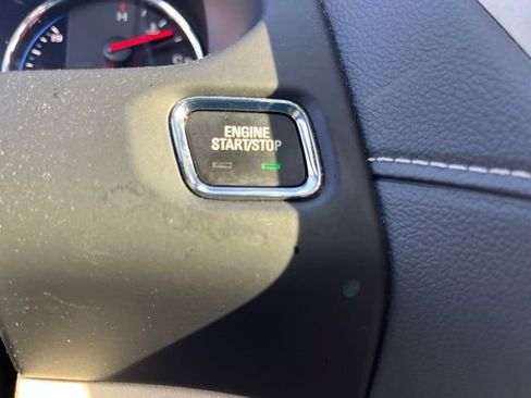 Used 2023 GMC Acadia Denali w/ Denali Ultimate Package FWD image 22