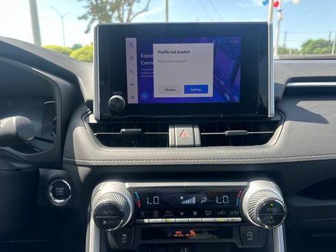 Used 2023 Toyota RAV4 XLE FWD image 15