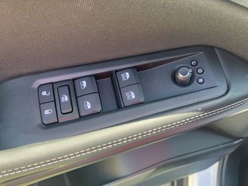 New 2026 Jeep Cherokee Laredo AWD/4WD image 9